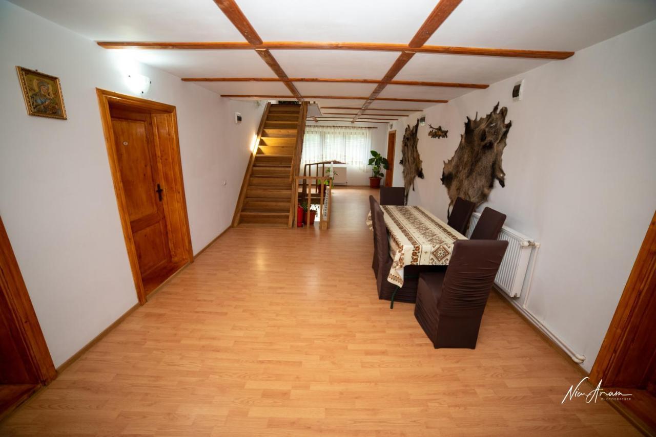 Casa Binu Hotel Arieseni Bagian luar foto