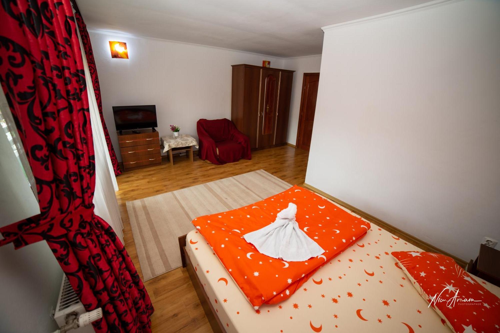 Casa Binu Hotel Arieseni Bagian luar foto