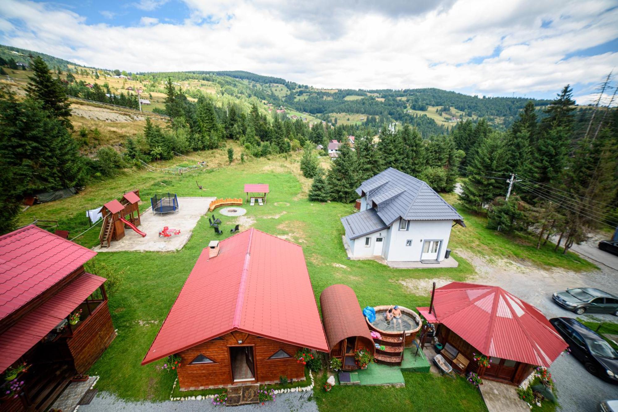 Casa Binu Hotel Arieseni Bagian luar foto