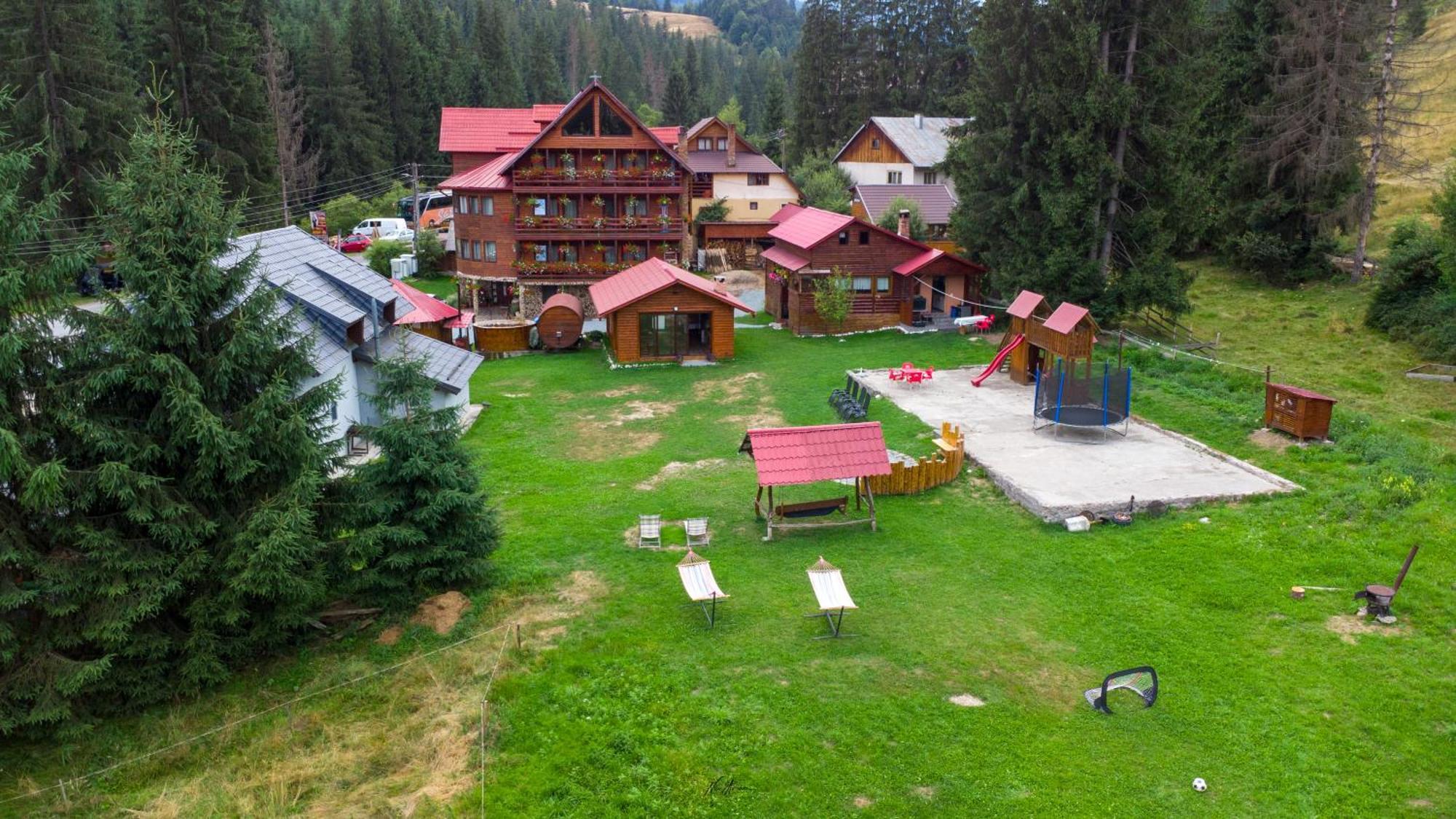 Casa Binu Hotel Arieseni Bagian luar foto