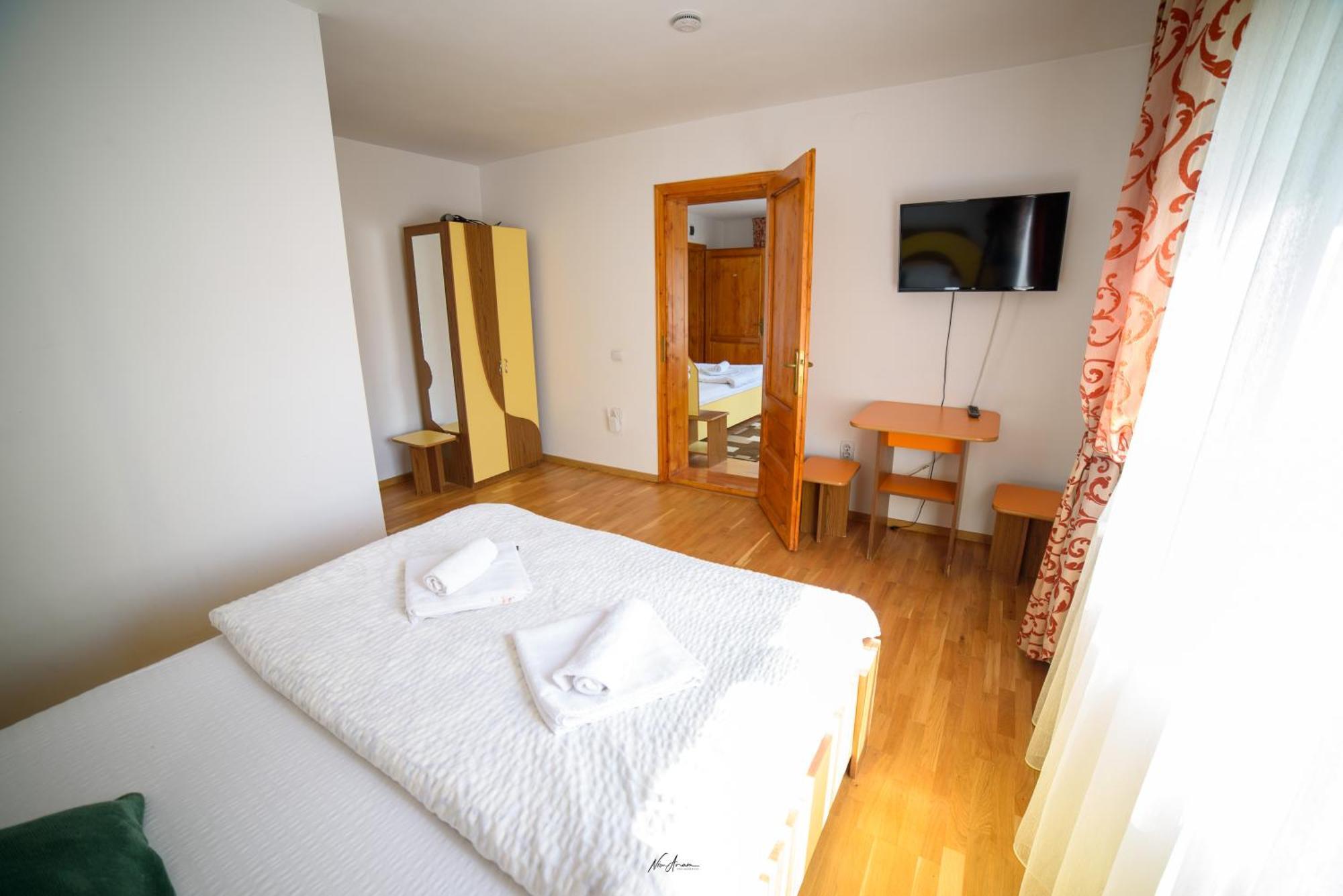 Casa Binu Hotel Arieseni Bagian luar foto
