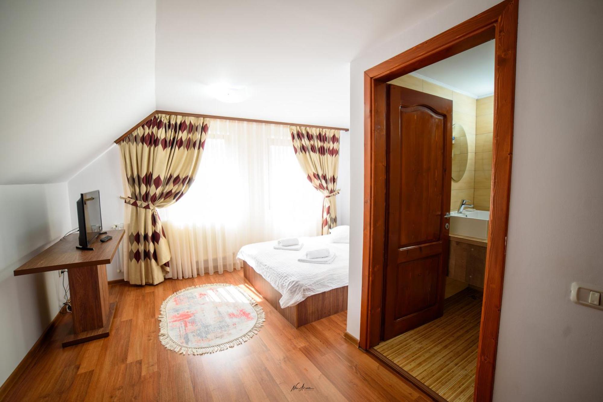 Casa Binu Hotel Arieseni Bagian luar foto